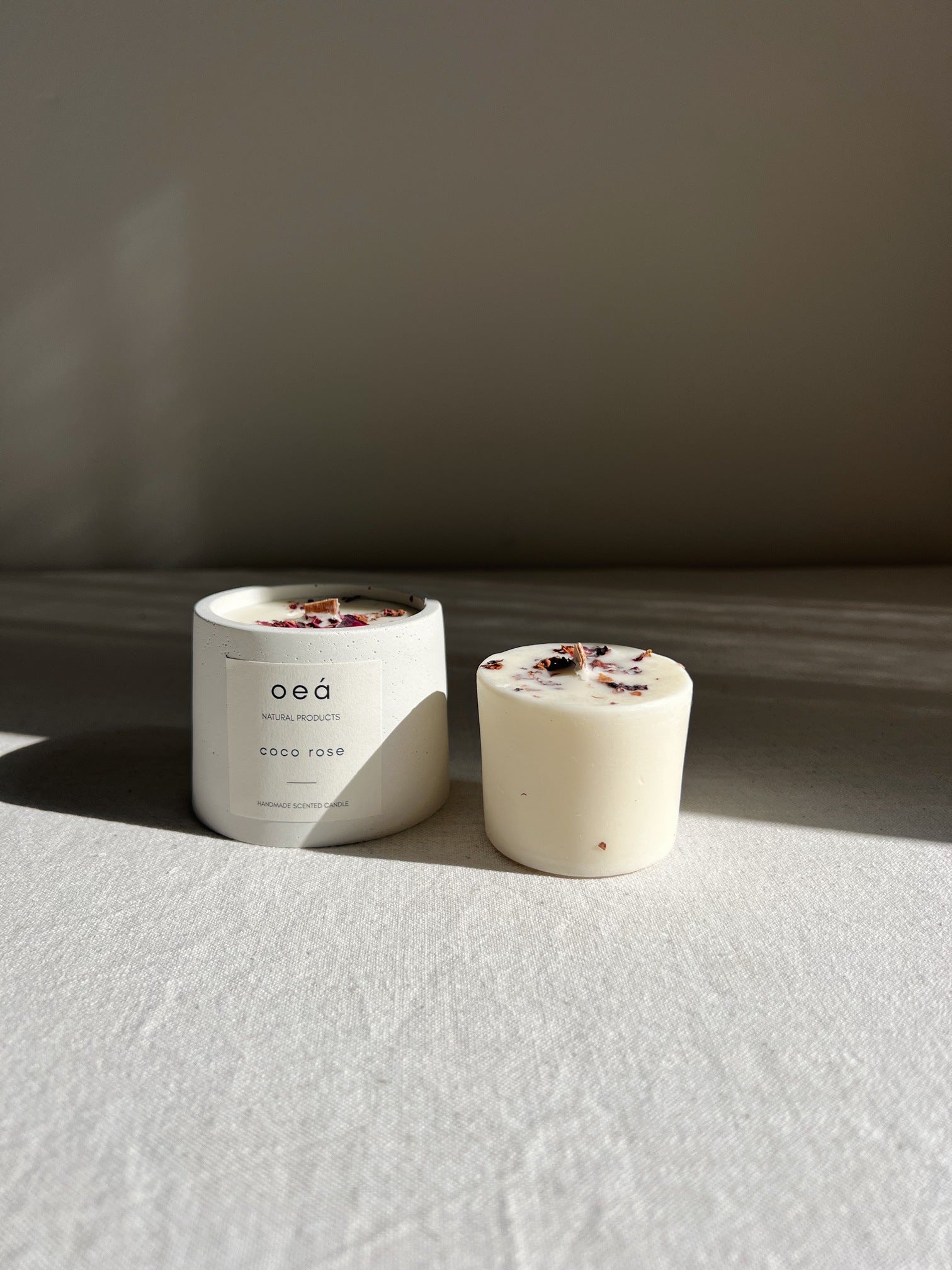 Nachfüllkerze „Coco Rose“ – mit Rosen- & Kokosduft für dein Betongefäß (125 g)
