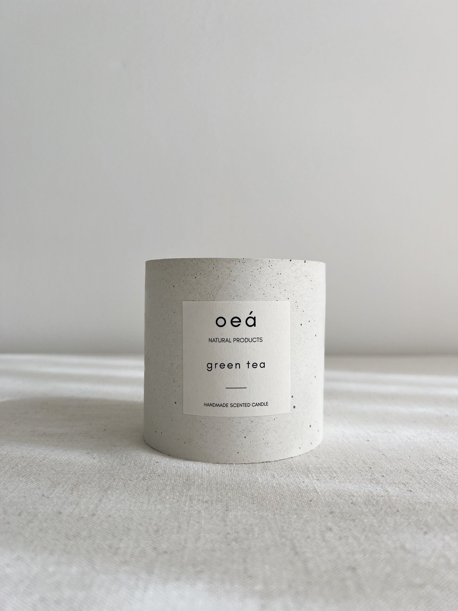 Duftkerze „Green Tea“ – mit ätherischem Lemongrasöl, Soja- & Rapswachs (240 g)
