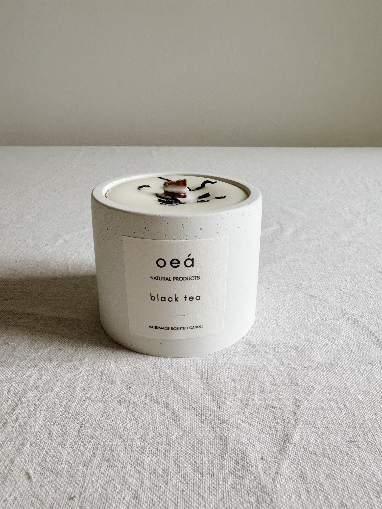 Duftkerze „Black Tea“ – mit schwarzem Tee, Kardamom & Vanille (125 g)