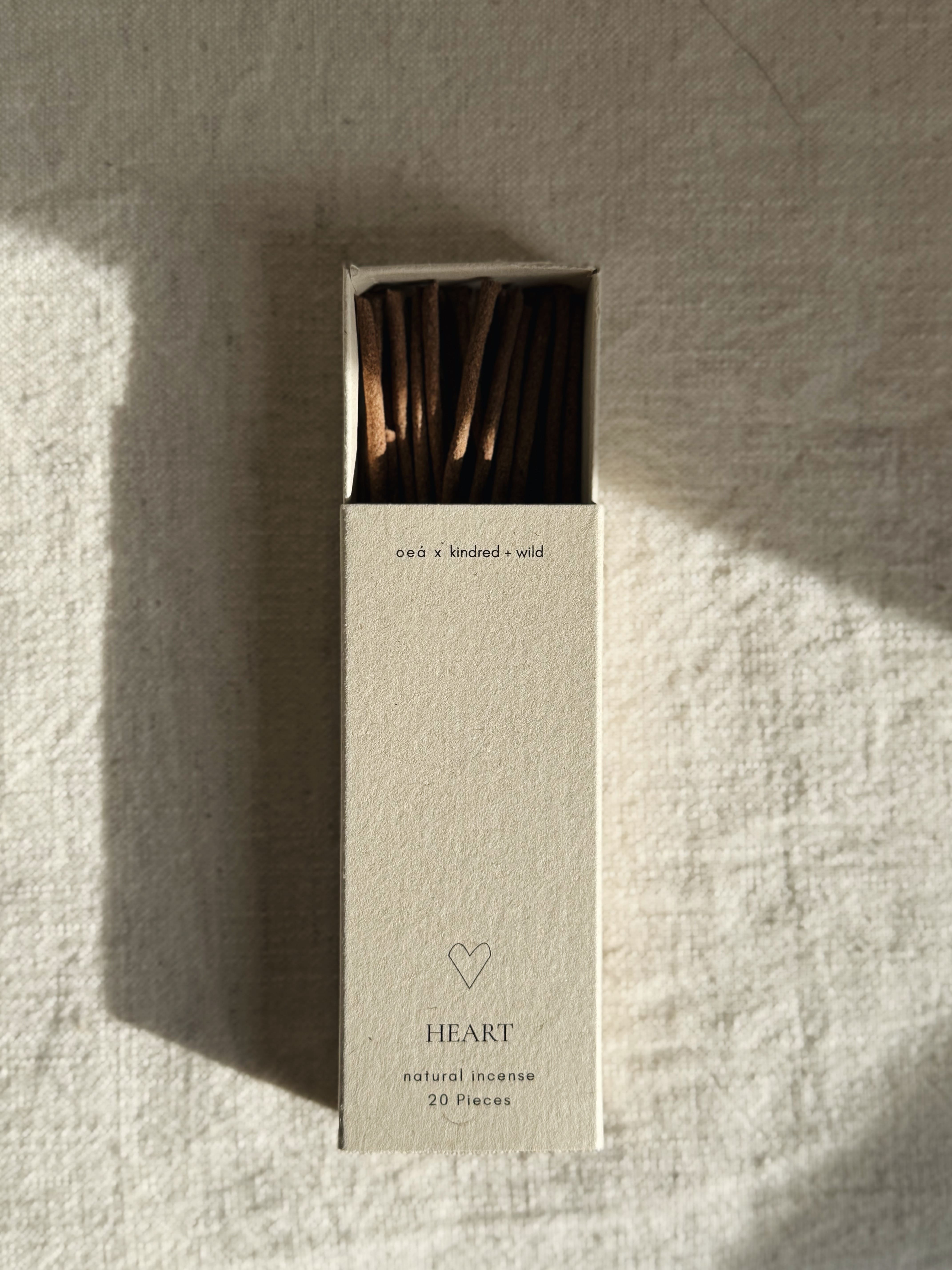 HEART Ritual Incense – Handgefertigte Räucherstäbchen für Wärme & Verbundenheit