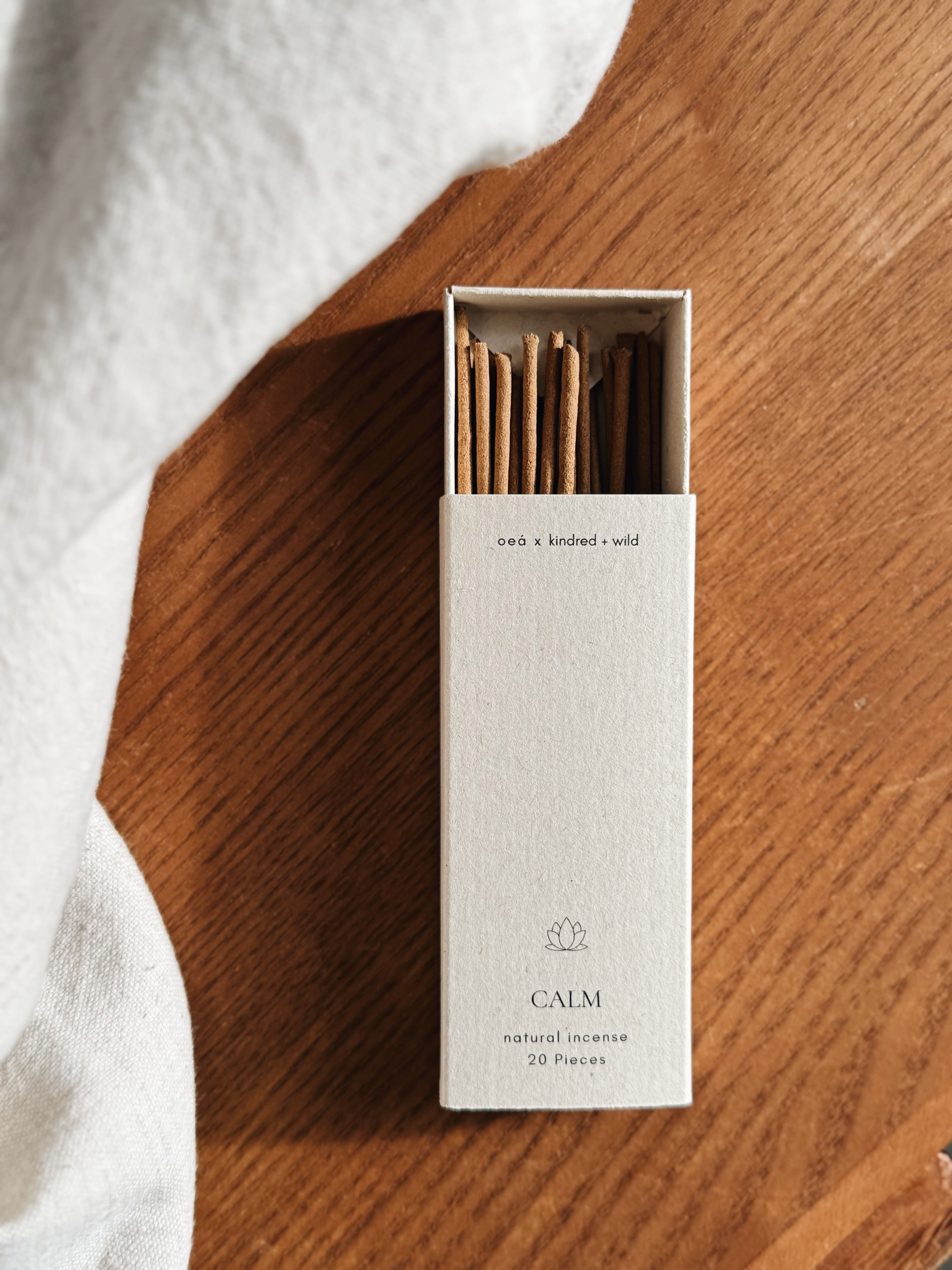 CALM Ritual Incense – Handgefertigte Räucherstäbchen für ruhige Momente