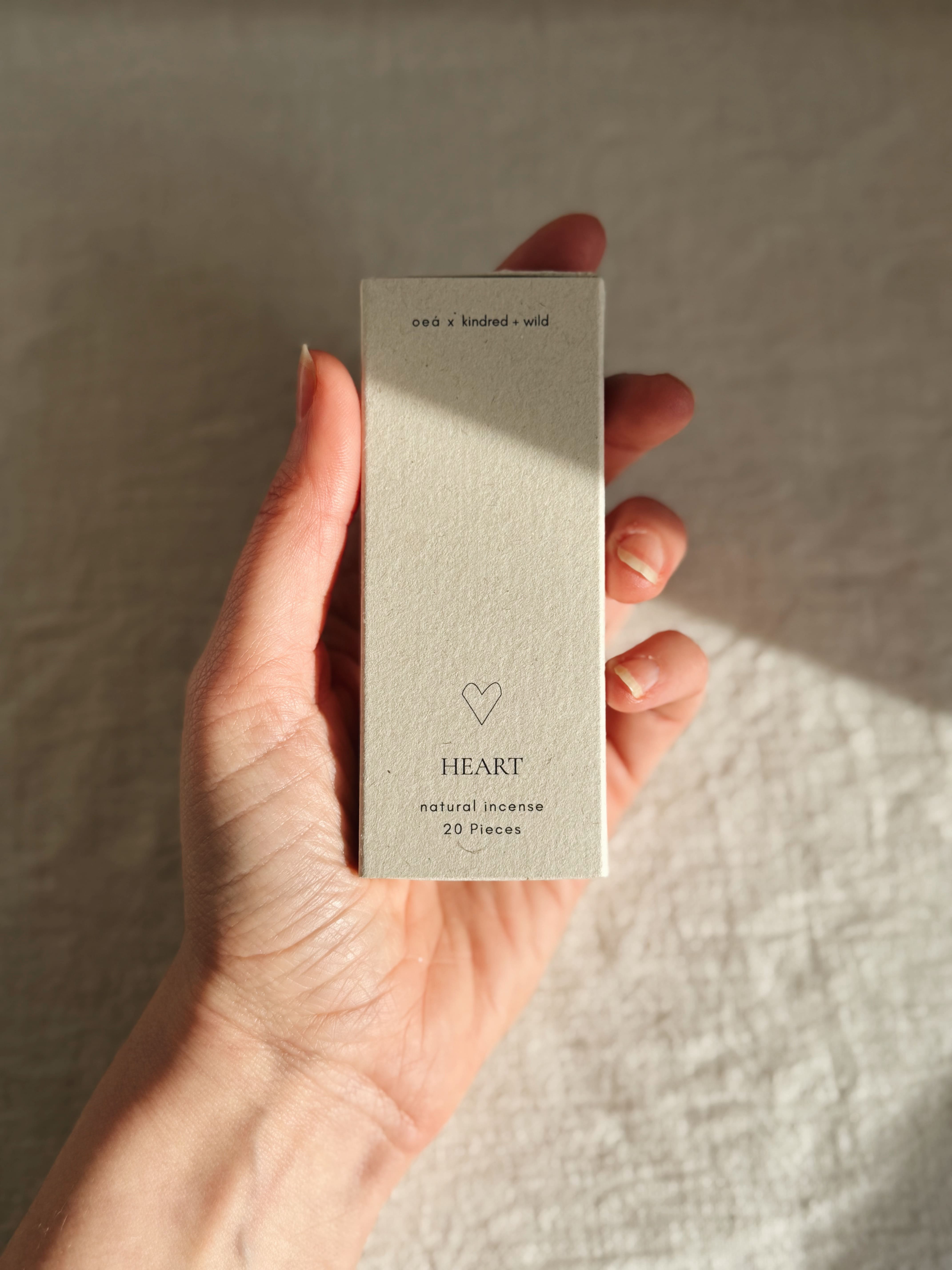 HEART Ritual Incense – Handgefertigte Räucherstäbchen für Wärme & Verbundenheit