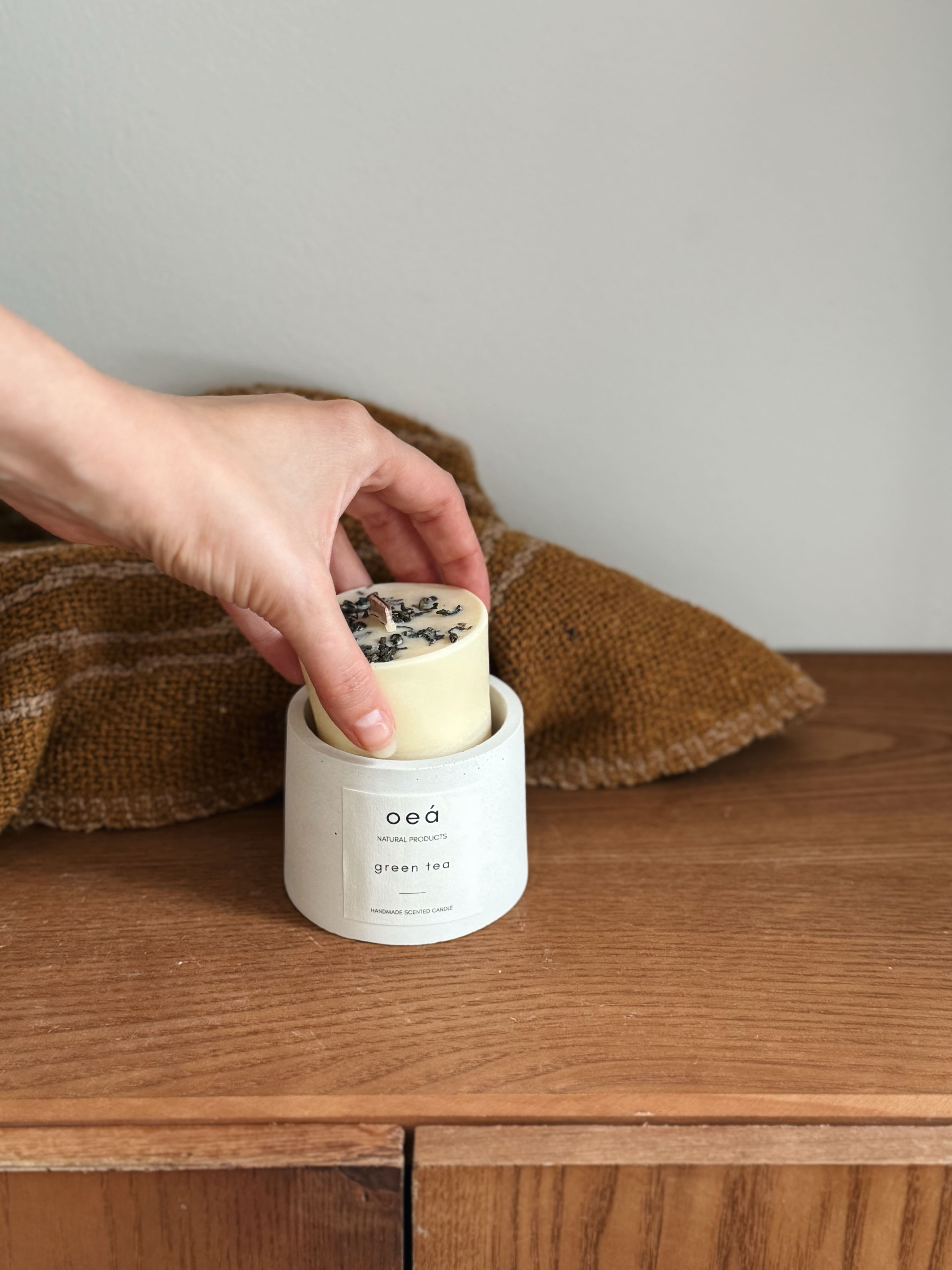 Duftkerze „Green Tea“ – mit ätherischem Lemongrasöl, Soja- & Rapswachs (125 g)