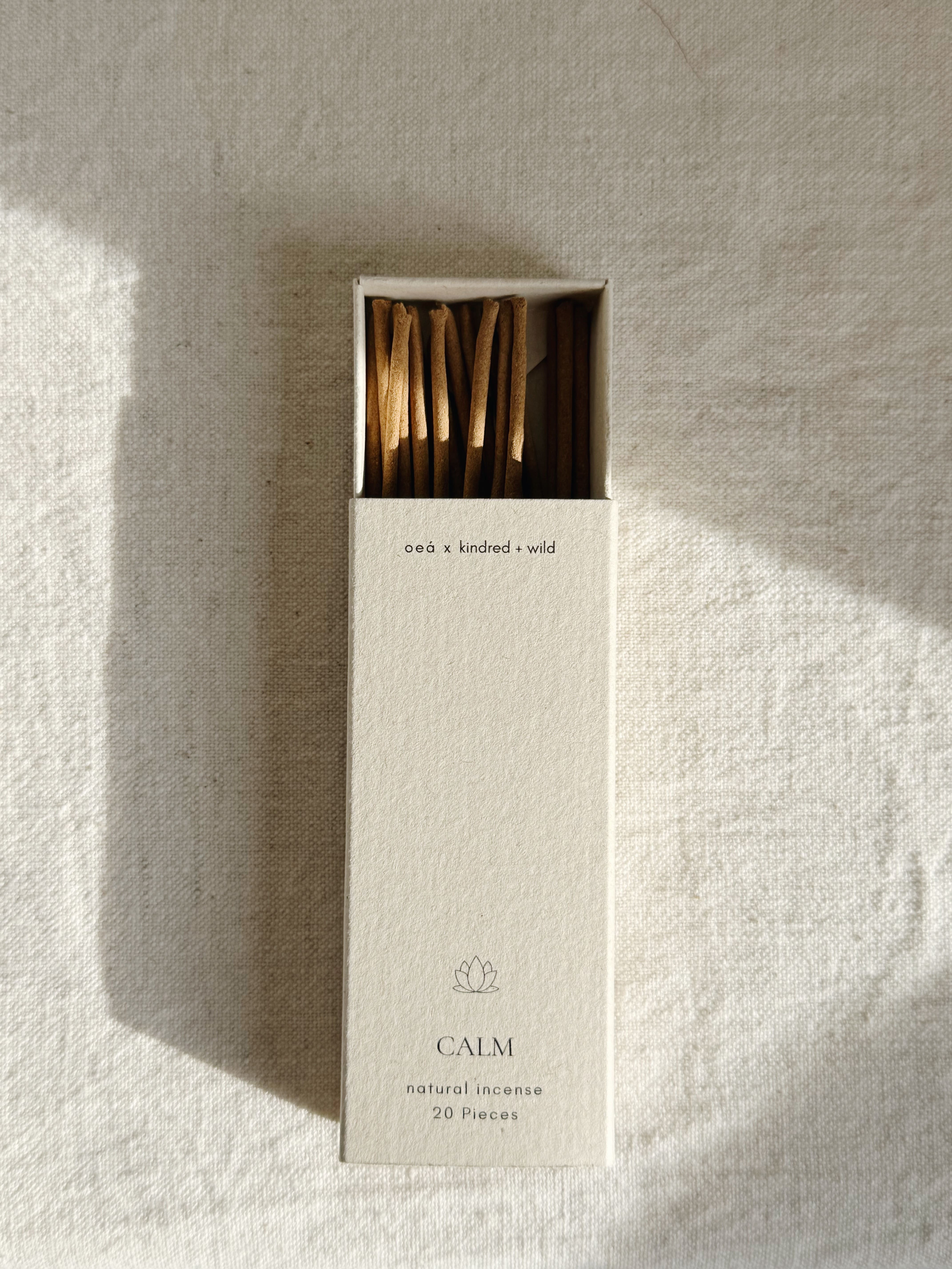 CALM Ritual Incense – Handgefertigte Räucherstäbchen für ruhige Momente