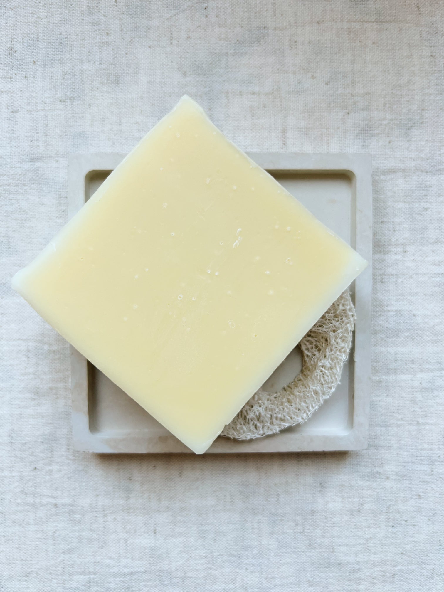 Naturseife „Bare“ – ohne Duftstoffe, mit Bio-Ölen
