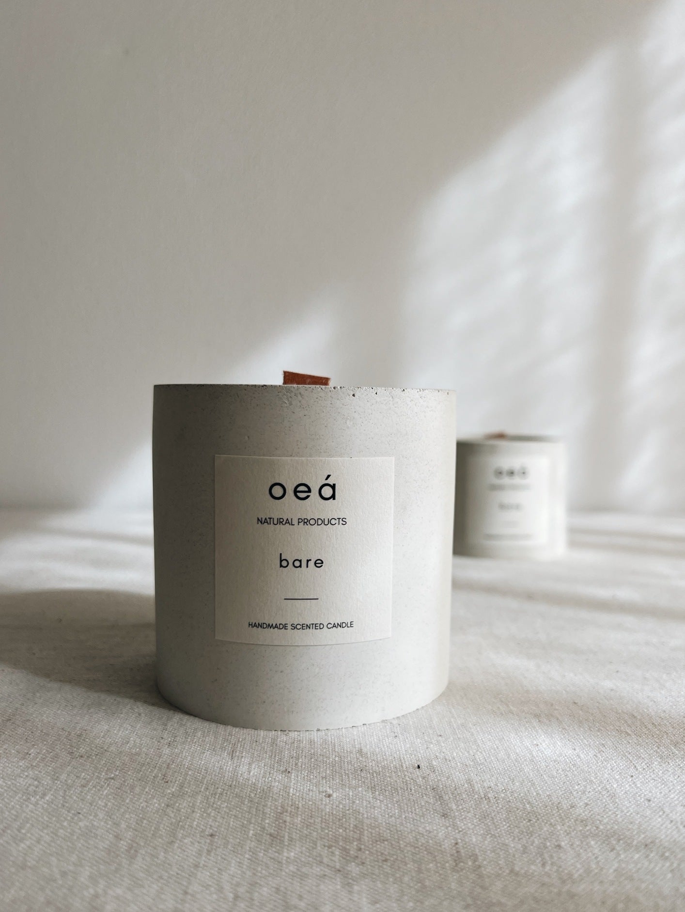 Handgemachte Betonkerze „Bare“ – ohne Duft, Soja- & Rapswachs (240 g)